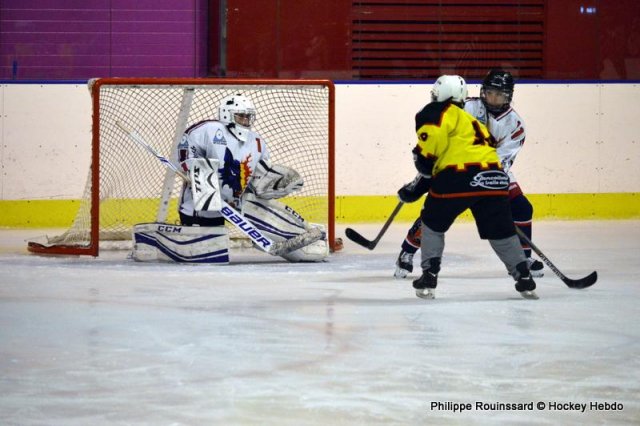 Photo hockey reportage Fem élite : L'Aigle vole tranquillement