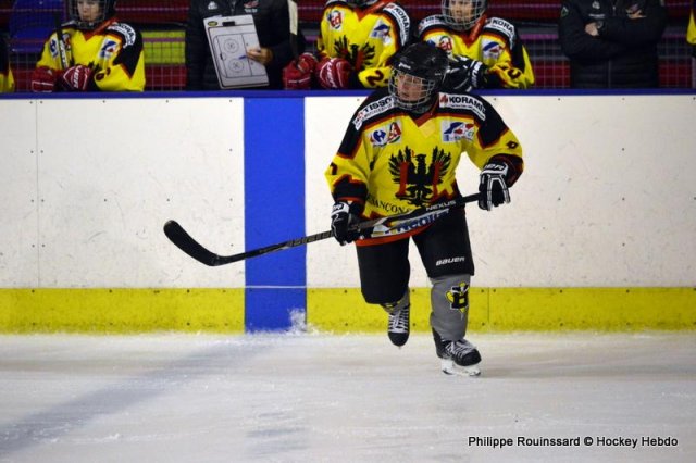 Photo hockey reportage Fem élite : L'Aigle vole tranquillement