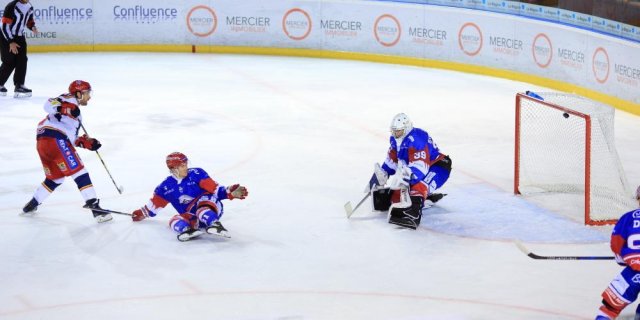 Photo hockey match Lyon - Grenoble  le 30/11/2018