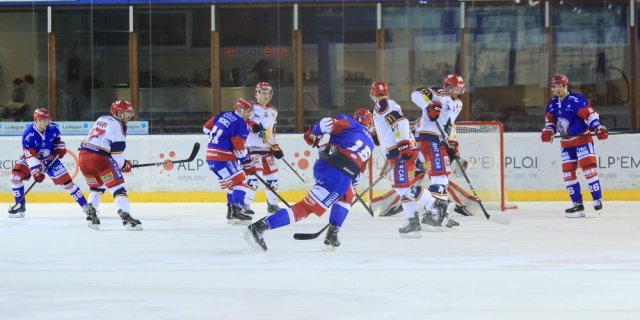 Photo hockey match Lyon - Grenoble  le 30/11/2018