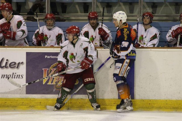 Photo hockey match Montpellier  - Cergy-Pontoise le 14/03/2009