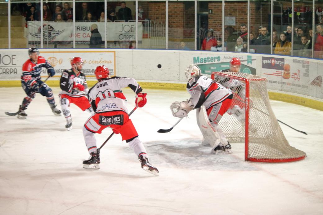 Angers  4 - 2 Anglet