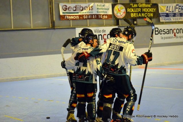 Photo hockey reportage N1 : Les Griffons dans le rythme