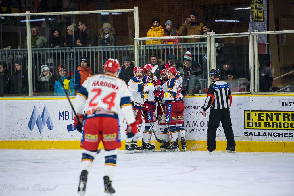 Chamonix  3 - 5 Grenoble 