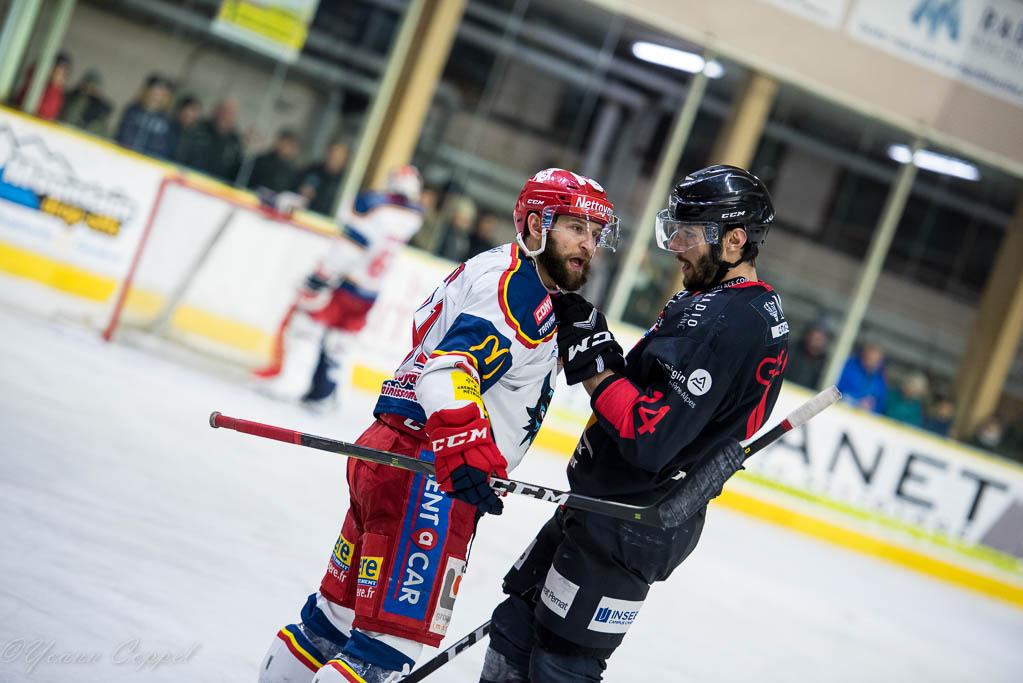Chamonix  3 - 5 Grenoble 