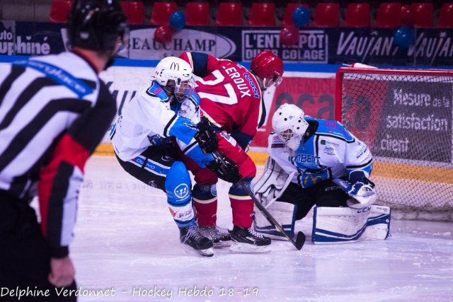 Photo hockey reportage 1/4 finale U20 - Grenoble vs Gap