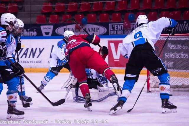 Photo hockey reportage 1/4 finale U20 - Grenoble vs Gap