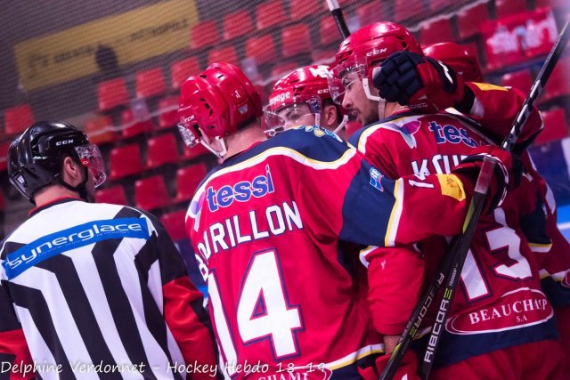 Photo hockey reportage 1/4 finale U20 - Grenoble vs Gap
