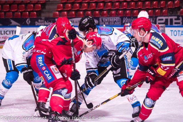 Photo hockey reportage 1/4 finale U20 - Grenoble vs Gap