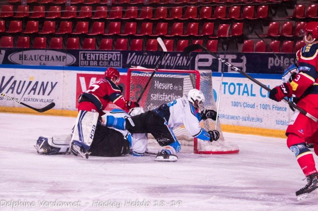 Photo hockey reportage 1/4 finale U20 - Grenoble vs Gap