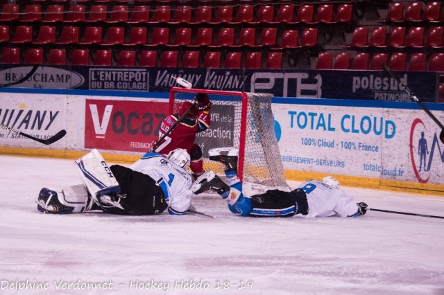 Photo hockey reportage 1/4 finale U20 - Grenoble vs Gap
