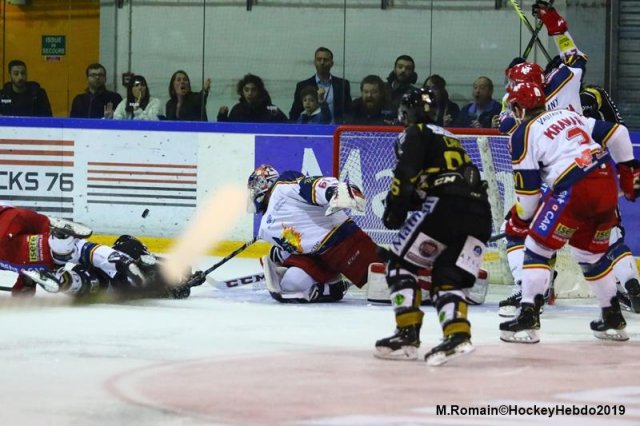 Photo hockey match Rouen - Grenoble  le 30/03/2019