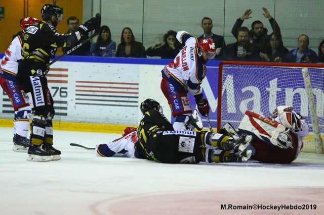 Photo hockey match Rouen - Grenoble  le 30/03/2019