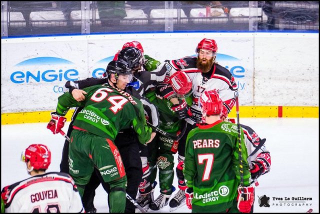 Photo hockey match Cergy-Pontoise - Neuilly/Marne le 31/03/2019