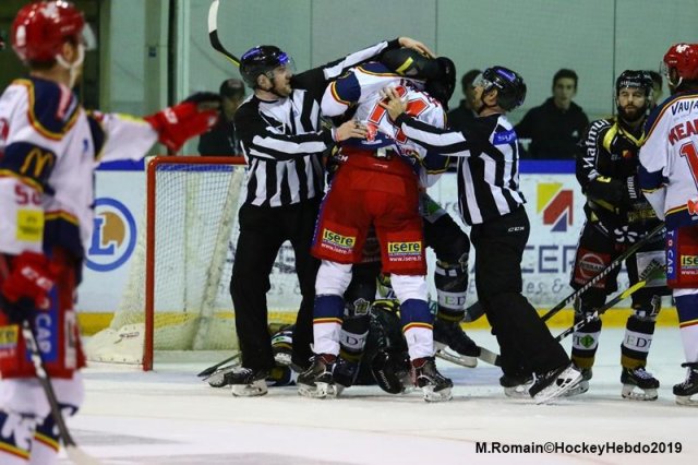 Photo hockey match Rouen - Grenoble  le 05/04/2019
