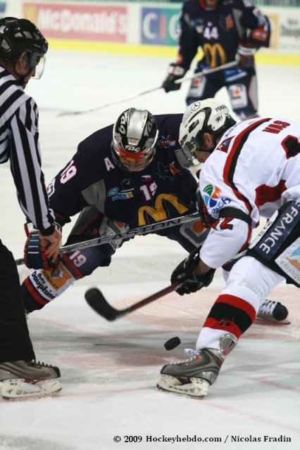 Photo hockey match Grenoble  - Briançon  le 27/03/2009