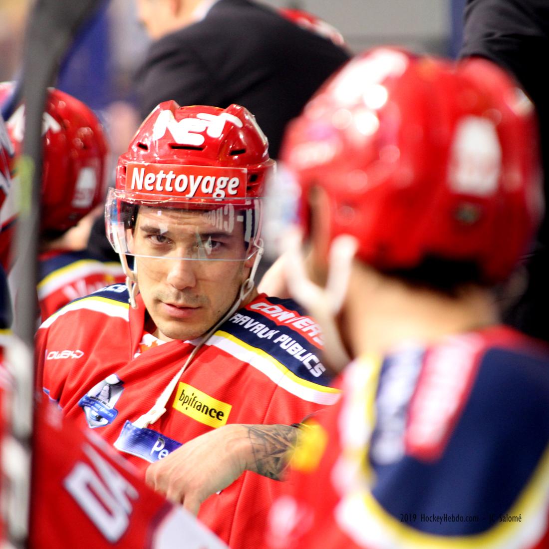 Grenoble  4 - 1 Rouen