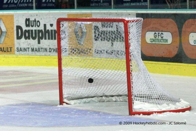 Photo hockey match Grenoble  - Briançon  le 28/03/2009