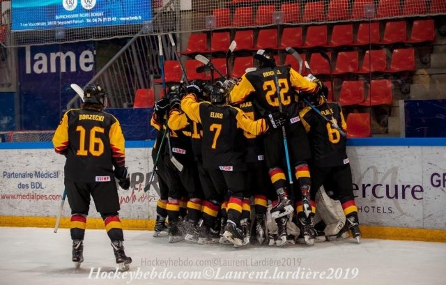 Photo hockey match Germany - Denmark le 17/04/2019
