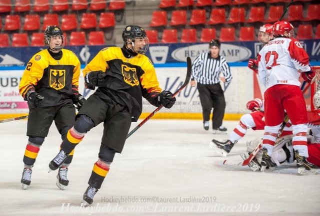 Photo hockey match Germany - Denmark le 17/04/2019