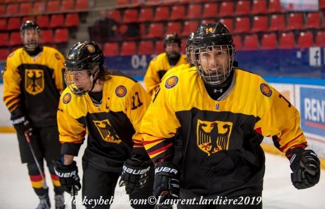 Photo hockey match Germany - Denmark le 17/04/2019