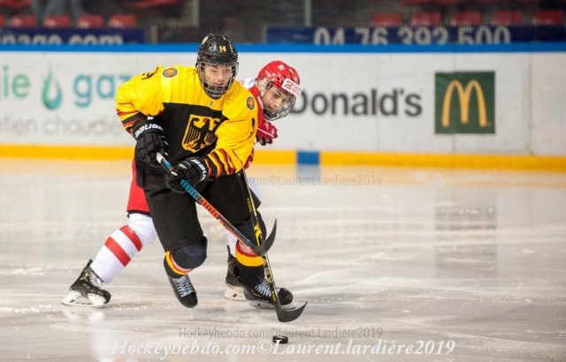 Photo hockey match Germany - Denmark le 17/04/2019