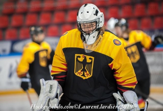 Photo hockey match Germany - Denmark le 17/04/2019