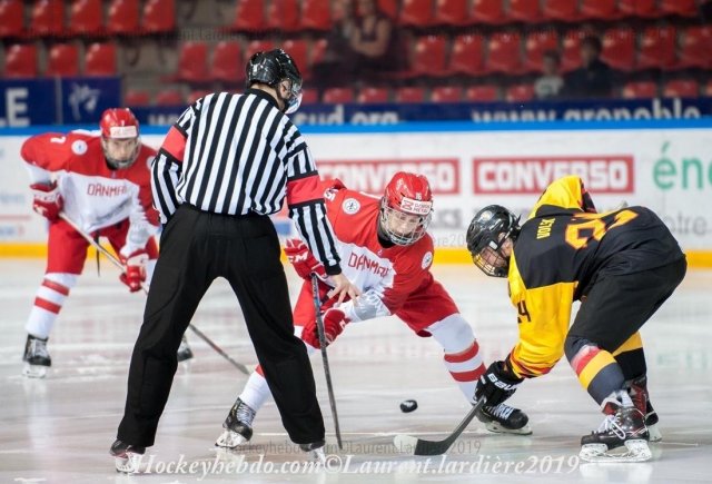 Photo hockey match Germany - Denmark le 17/04/2019