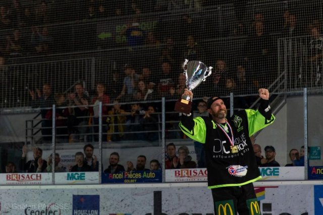 Photo hockey match Epinal  - Courbevoie  le 22/04/2019