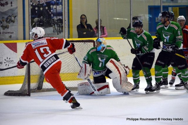 Photo hockey reportage L'eau thermale meilleure que le vin de Bourgogne