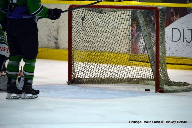 Photo hockey reportage L'eau thermale meilleure que le vin de Bourgogne