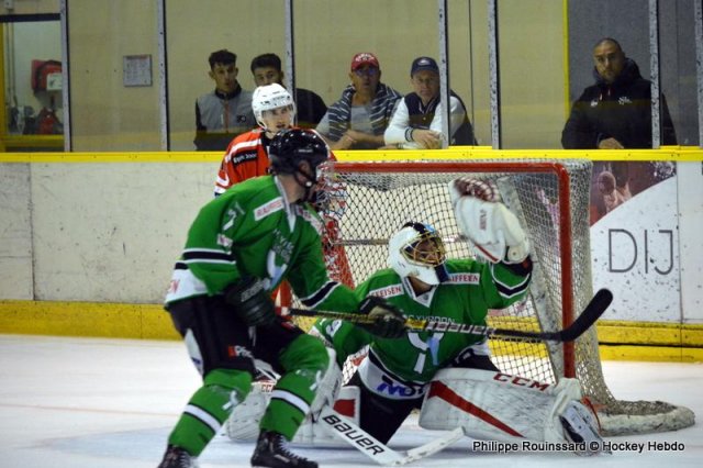 Photo hockey reportage L'eau thermale meilleure que le vin de Bourgogne
