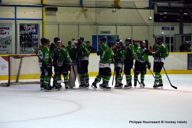 Photo hockey reportage L'eau thermale meilleure que le vin de Bourgogne