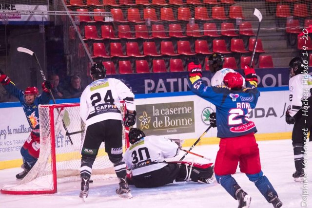 Photo hockey reportage U20 - Grenoble Amiens: un match renversant