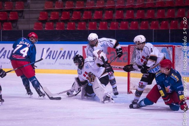 Photo hockey reportage U20 - Grenoble coule face au HC74