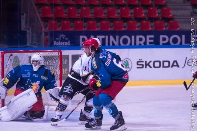 Photo hockey reportage U20 - Grenoble coule face au HC74