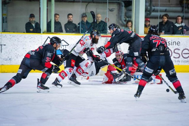 Photo hockey match Chamonix  - Amiens  le 04/10/2019