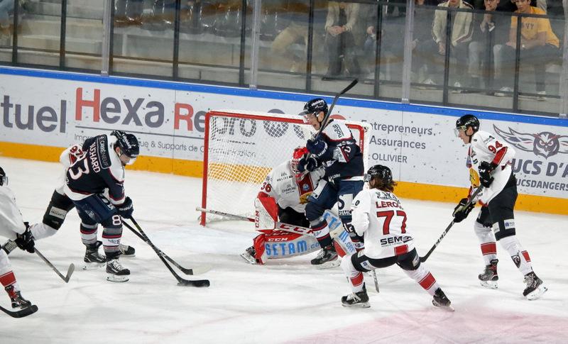 Angers  4 - 1 Chamonix 