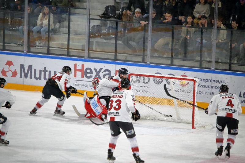 Angers  4 - 1 Chamonix 