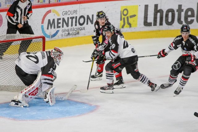 Photo hockey match Amiens  - Bordeaux le 08/10/2019