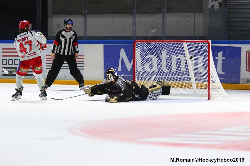 Rouen 3 - 4 Grenoble 