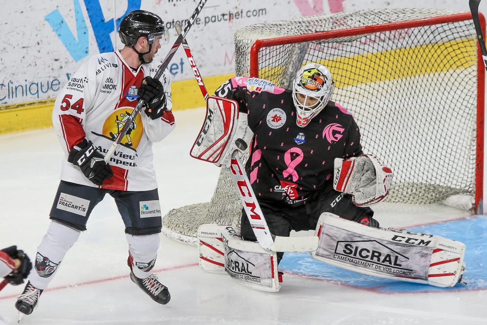 Amiens  5 - 2 Chamonix 
