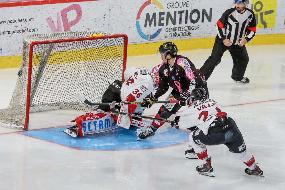 Amiens  5 - 2 Chamonix 