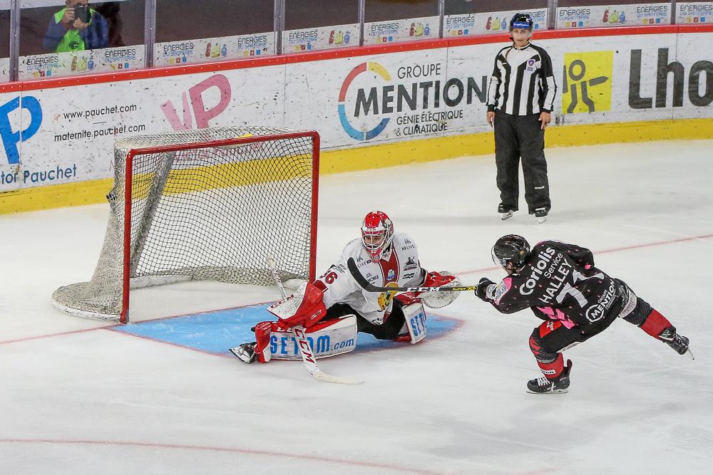 Amiens  5 - 2 Chamonix 