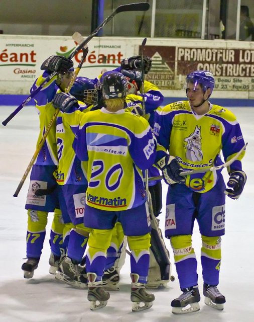 Photo hockey reportage D3 Carré Final : Français Volants - Toulon