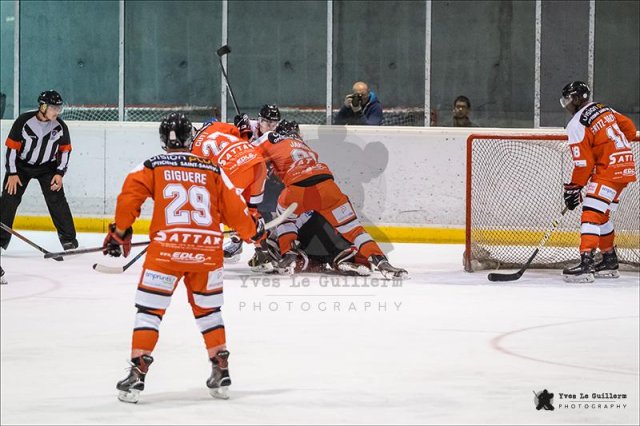 Photo hockey match Valenciennes - Paris (FV) le 19/10/2019