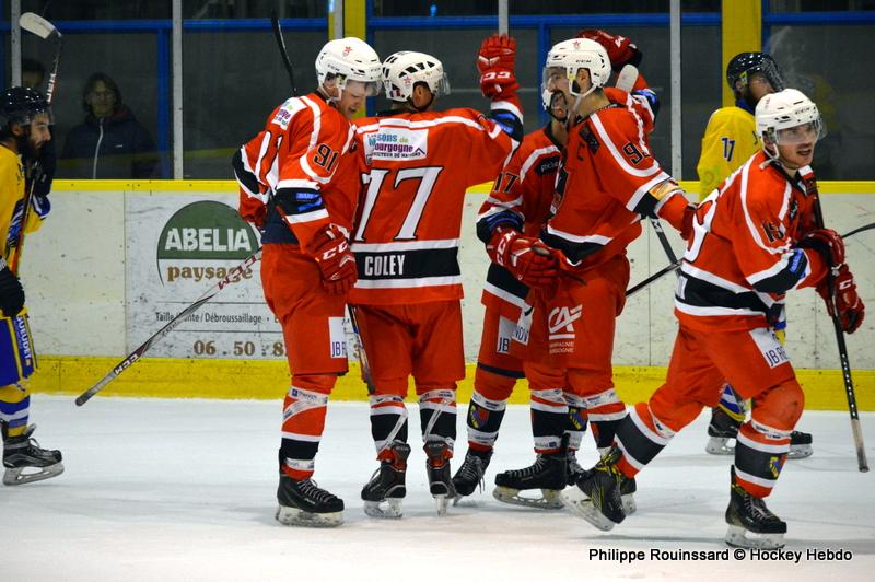 Dijon  12 - 0 Compiègne