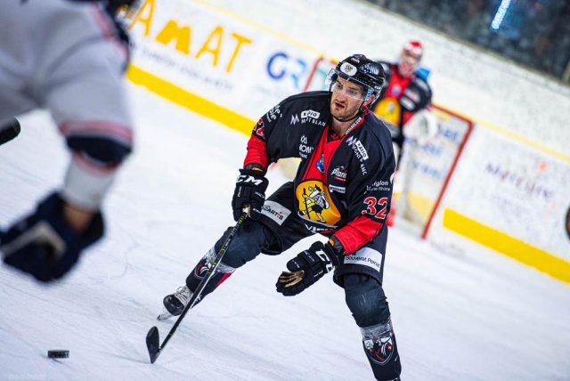 Photo hockey match Chamonix  - Angers  le 19/11/2019