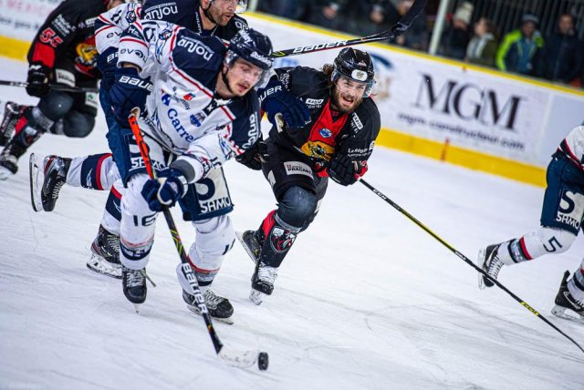 Photo hockey match Chamonix  - Angers  le 19/11/2019