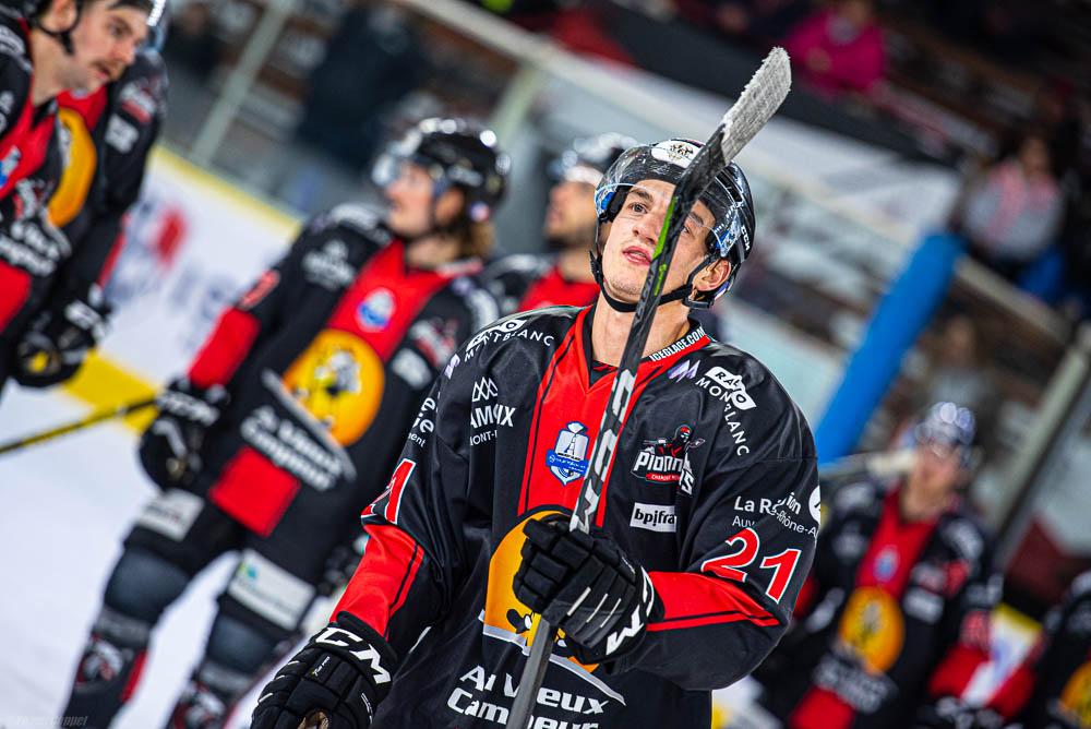 Chamonix  6 - 3 Angers 